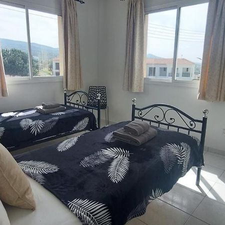 Spacious 2 Bedroom Apartment Пейя Екстер'єр фото