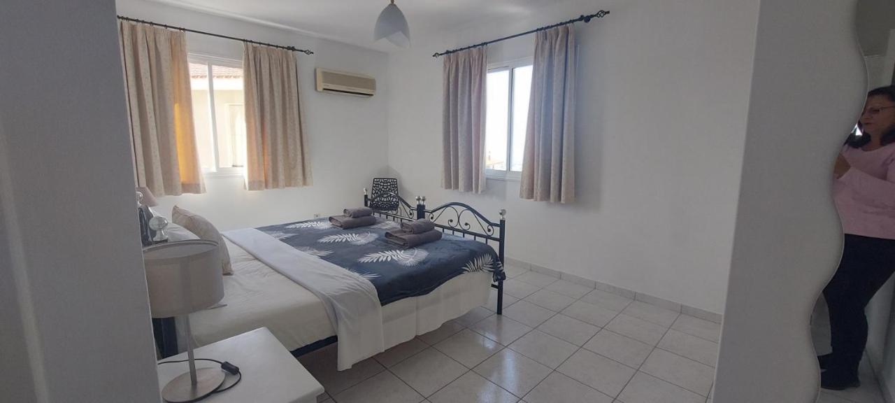 Spacious 2 Bedroom Apartment Пейя Екстер'єр фото