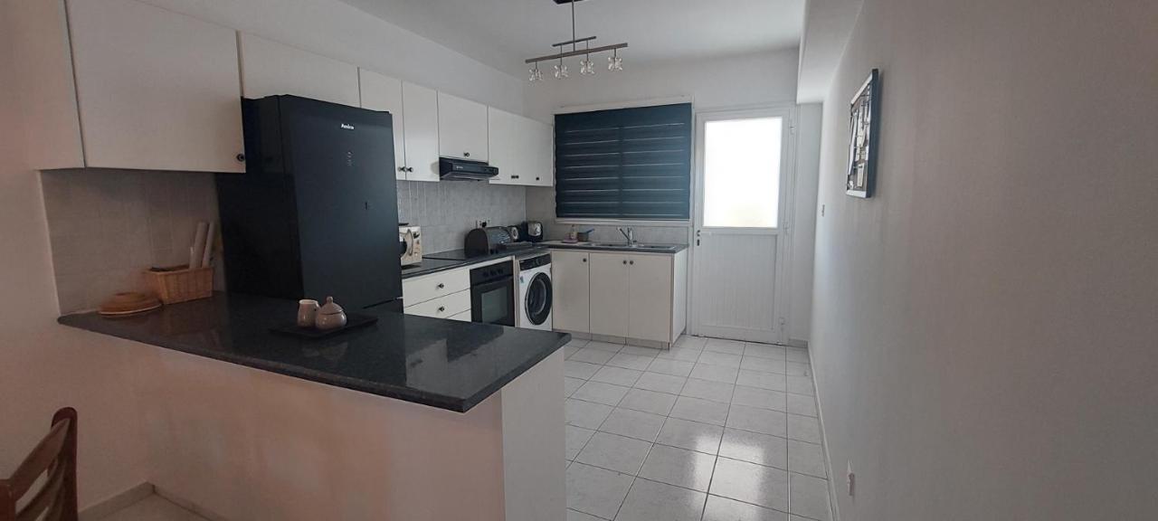 Spacious 2 Bedroom Apartment Пейя Екстер'єр фото