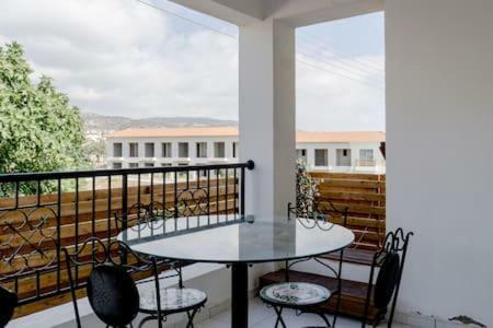 Spacious 2 Bedroom Apartment Пейя Екстер'єр фото